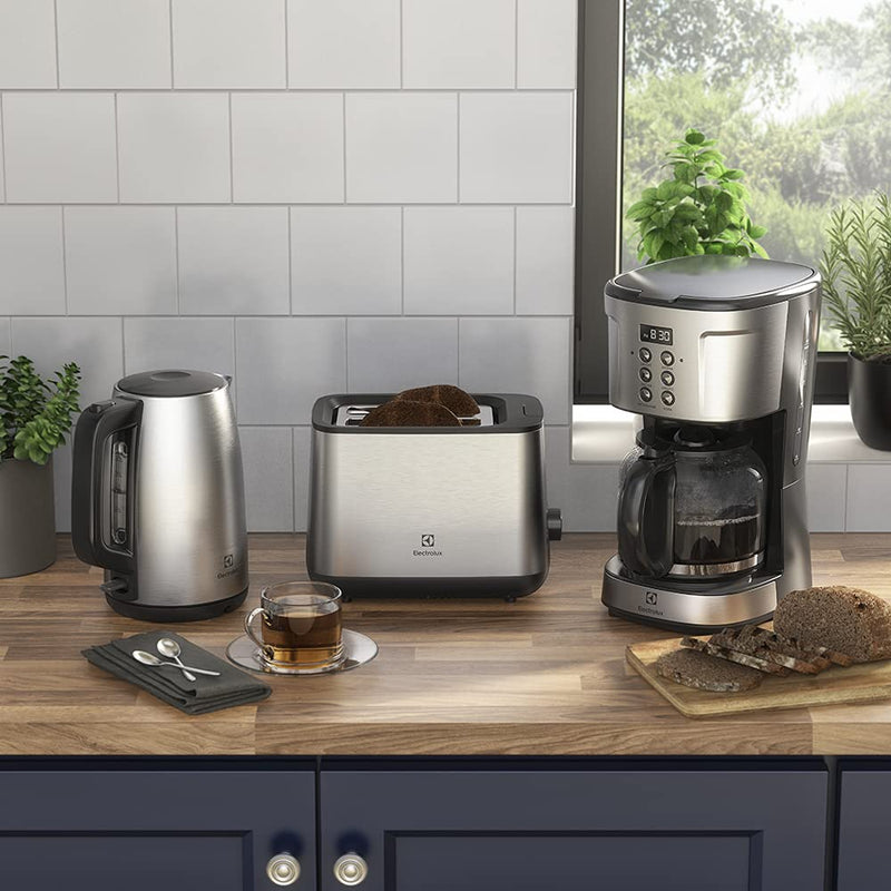 Cafeteira Electrolux Inox 1,5L 38 xicaras